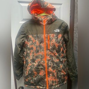 Northface camo/orange Boys Parka. Size XL 18-20